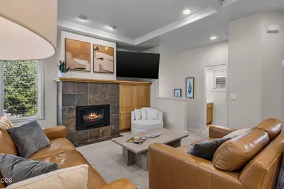 61875 Broken Top Drive #APT 27, Bend, OR 97702 - Photo 19