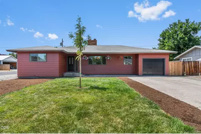 285 SW Claypool Street, Prineville, OR 97754 - Photo 1