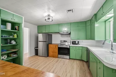 29560 Oregon 62, Trail, OR 97541 - Photo 13