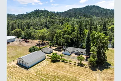 29560 Oregon 62, Trail, OR 97541 - Photo 3