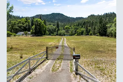 29560 Oregon 62, Trail, OR 97541 - Photo 45