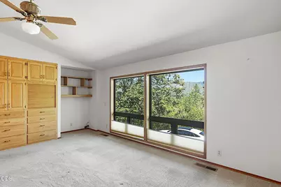 500 NW Woodson Drive, Grants Pass, OR 97526 - Photo 47