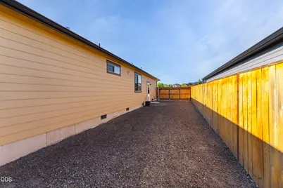 3283 Fallen Oak Drive, Medford, OR 97504 - Photo 31