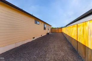 3283 Fallen Oak Dr, Medford, OR 97504 - Photo 31