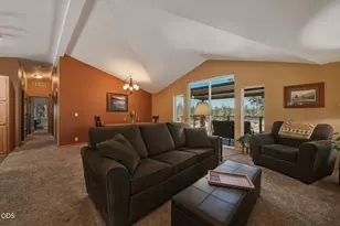 67422 Trout Ln, Bend, OR 97703 - Photo 11