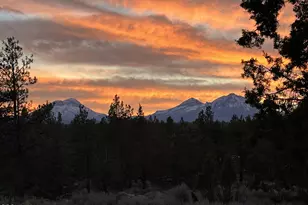 67422 Trout Ln, Bend, OR 97703 - Photo 5
