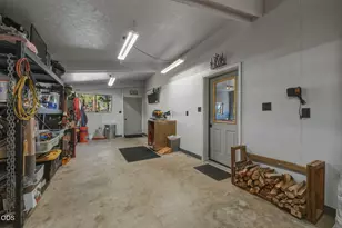 67422 Trout Ln, Bend, OR 97703 - Photo 47