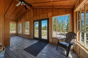 67422 Trout Ln, Bend, OR 97703 - Photo 9