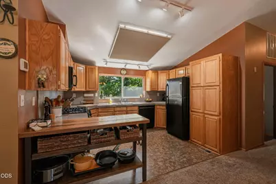 67422 Trout Lane, Bend, OR 97703 - Photo 15