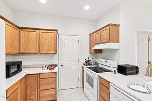 3855 Dover Ridge Dr, Medford, OR 97504 - Photo 15