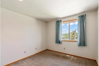 63552 Boyd Acres Road, Bend, OR 97701 - Photo 17