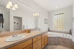 743 Sage Country Ct, Redmond, OR 97756 - Photo 27