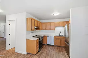 1290 NW Knoxville Blvd, Bend, OR 97703 - Photo 11