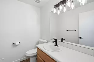 1290 NW Knoxville Blvd, Bend, OR 97703 - Photo 17