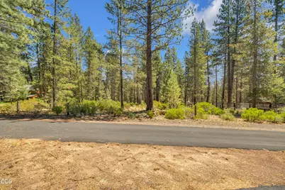 56860 Gina Lane, Bend, OR 97707 - Photo 3