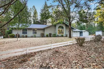 111 Sherwood Lane, Grants Pass, OR 97527 - Photo 5