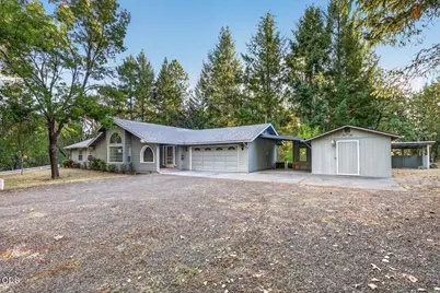 111 Sherwood Lane, Grants Pass, OR 97527 - Photo 1