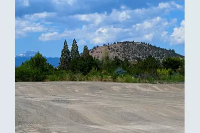 21434 Livingston Drive, Bend, OR 97701 - Photo 3