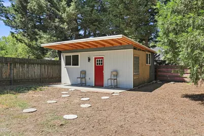 438 NE Flint Street, Grants Pass, OR 97526 - Photo 29