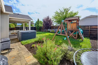 3215 McCloud Street, Medford, OR 97504 - Photo 37