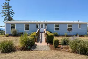 3741 Oak Hill Rd, Roseburg, OR 97470 - Photo 1