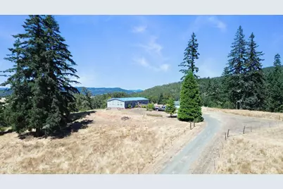 3741 Oak Hill Road, Roseburg, OR 97470 - Photo 3