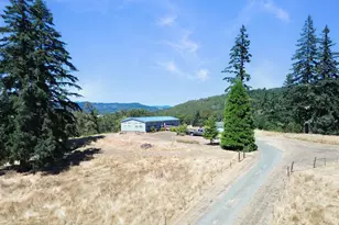 3741 Oak Hill Rd, Roseburg, OR 97470 - Photo 3
