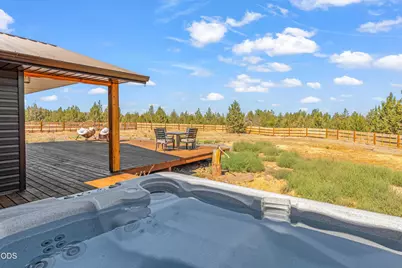 7043 SW Highland Drive, Powell Butte, OR 97753 - Photo 19