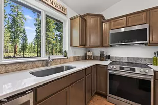 52081 White Fir, La Pine, OR 97739 - Photo 13