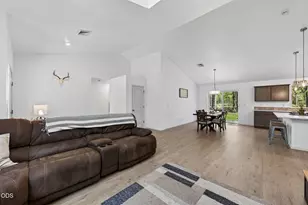 52081 White Fir, La Pine, OR 97739 - Photo 7