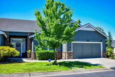 94 Skyhawk Drive, Eagle Point, OR 97524 - Photo 1