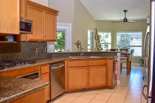 94 Skyhawk Dr, Eagle Point, OR 97524 - Photo 17