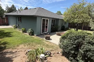 1522 NE Locksley Dr, Bend, OR 97701 - Photo 29