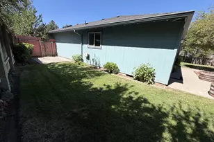 1522 NE Locksley Dr, Bend, OR 97701 - Photo 25