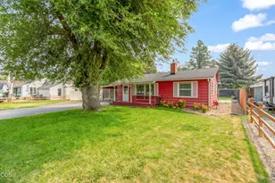 796 NE Dunham St, Prineville, OR 97754 - Photo 3