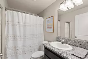 908 Archer Dr, Medford, OR 97501 - Photo 9
