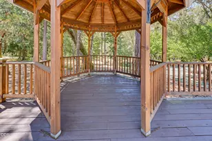 3806 Jumpoff Joe Creek Rd, Grants Pass, OR 97526 - Photo 23