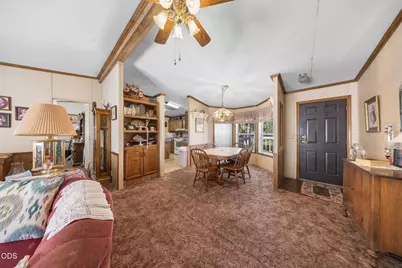 21010 Yeoman Road, Bend, OR 97701 - Photo 11
