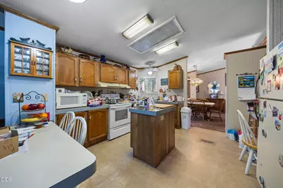 21010 Yeoman Road, Bend, OR 97701 - Photo 23