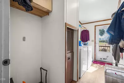 21010 Yeoman Road, Bend, OR 97701 - Photo 21