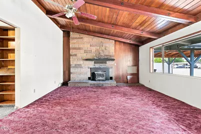 452 W Pine Street, Central Point, OR 97502 - Photo 3
