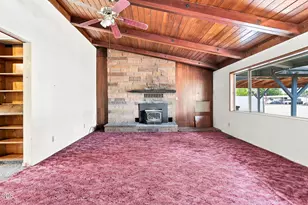 452 W Pine St, Central Point, OR 97502 - Photo 3