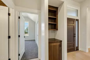 491 Autumn Hls Dr, Medford, OR 97504 - Photo 27
