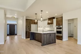 491 Autumn Hls Dr, Medford, OR 97504 - Photo 9