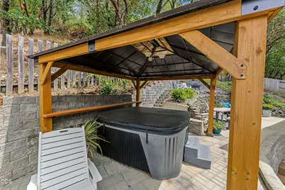 1628 NE Terrace Drive, Grants Pass, OR 97526 - Photo 29