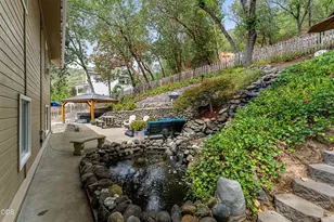 1628 NE Terrace Dr, Grants Pass, OR 97526 - Photo 27