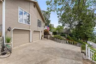 1628 NE Terrace Dr, Grants Pass, OR 97526 - Photo 33