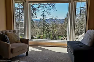 1628 NE Terrace Dr, Grants Pass, OR 97526 - Photo 5