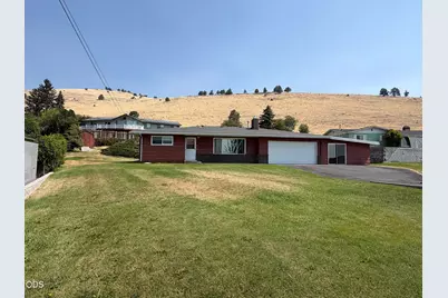 7825 Donegal Avenue, Klamath Falls, OR 97603 - Photo 1