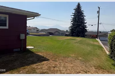 7825 Donegal Avenue, Klamath Falls, OR 97603 - Photo 33